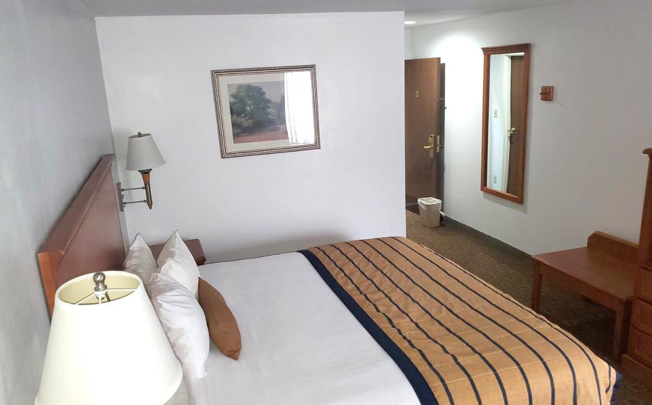 Coratel Inn & Suites By Jasper New Braunfels Ih-35 Ext 189 Exterior foto