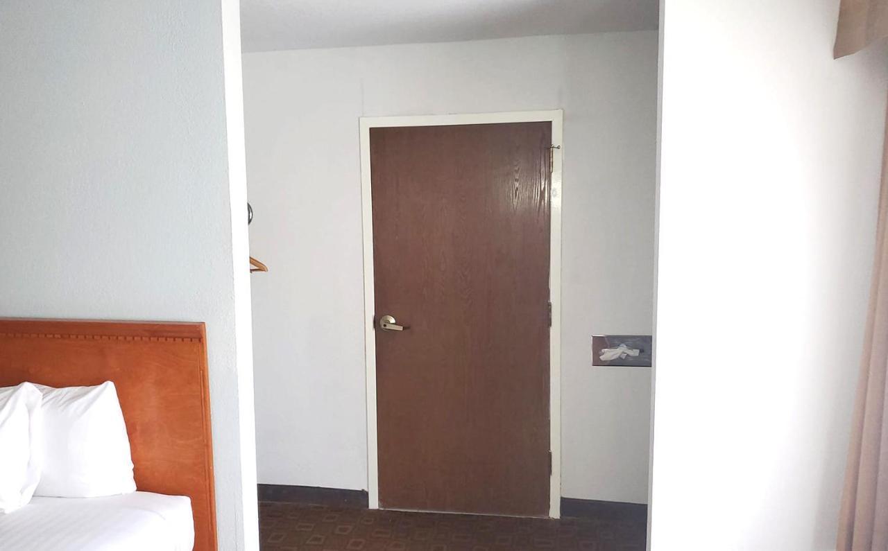 Coratel Inn & Suites By Jasper New Braunfels Ih-35 Ext 189 Exterior foto