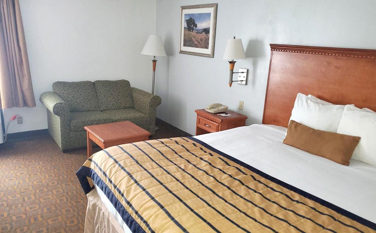 Coratel Inn & Suites By Jasper New Braunfels Ih-35 Ext 189 Exterior foto