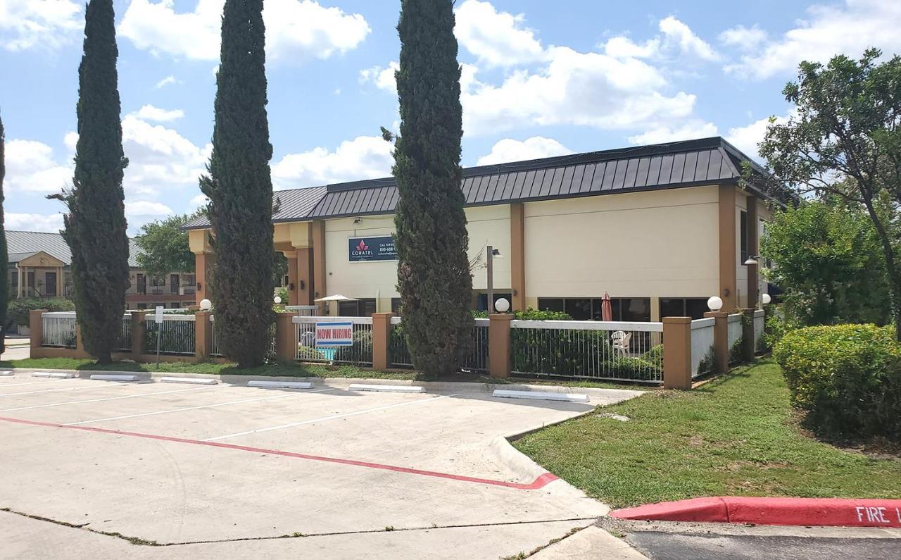 Coratel Inn & Suites By Jasper New Braunfels Ih-35 Ext 189 Exterior foto